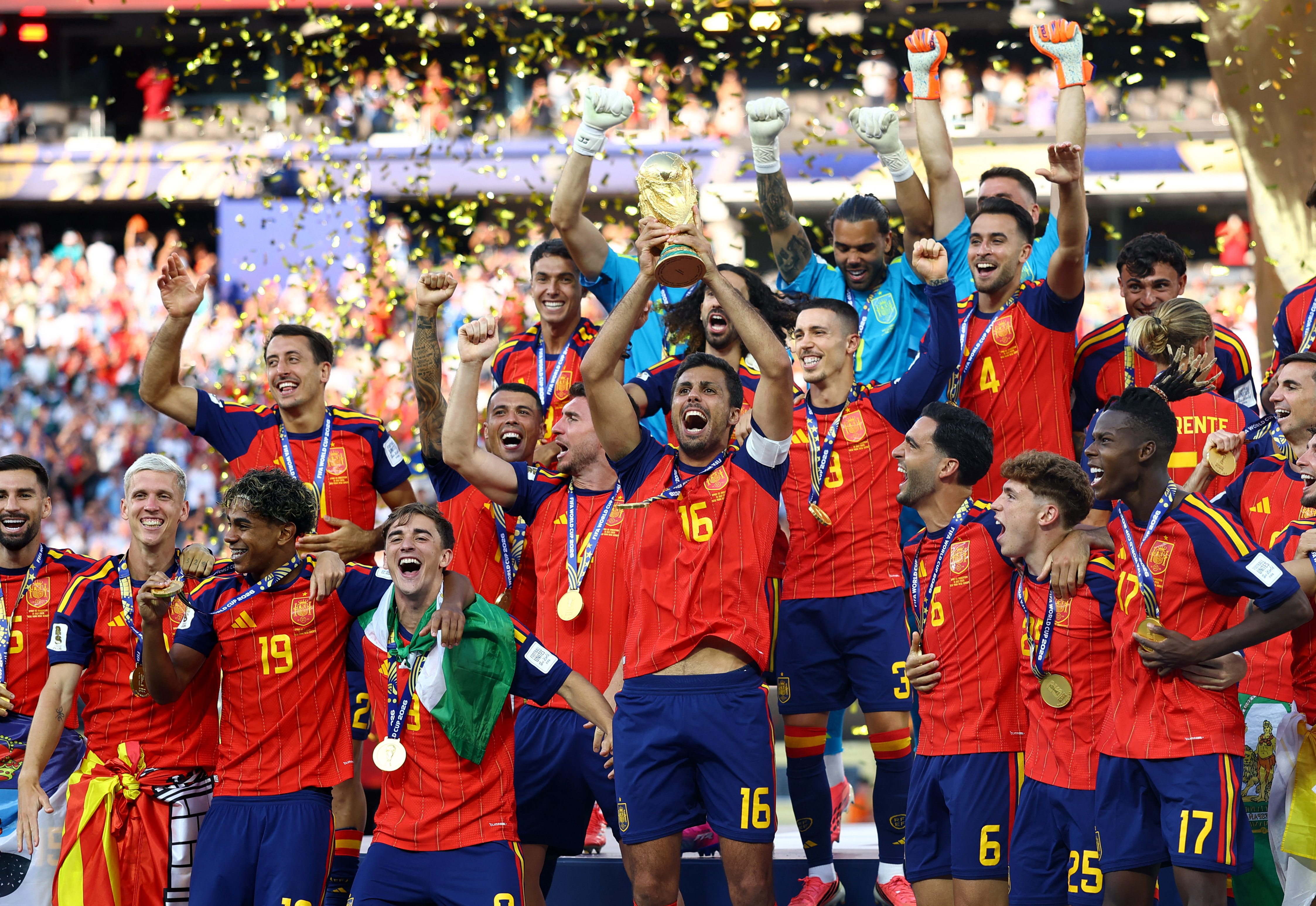 Bir İspanyol futbolcunun, Dünya Kupası için payına düşen primden yol