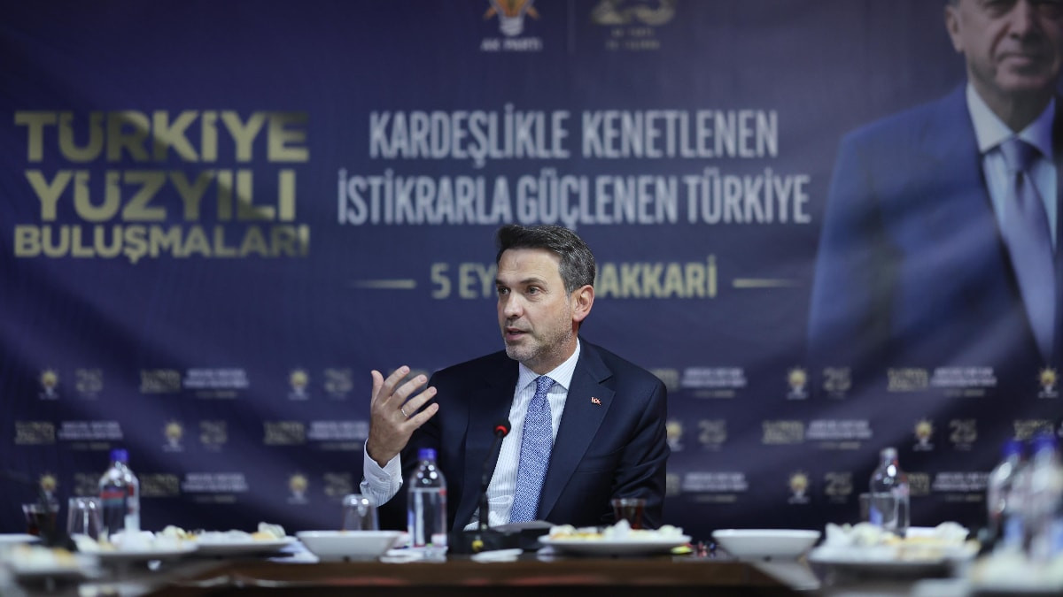 Hakkari'de Terörsüz Türkiye'ye ilişkin önemli mesajlar veren Enerji ve Tabii