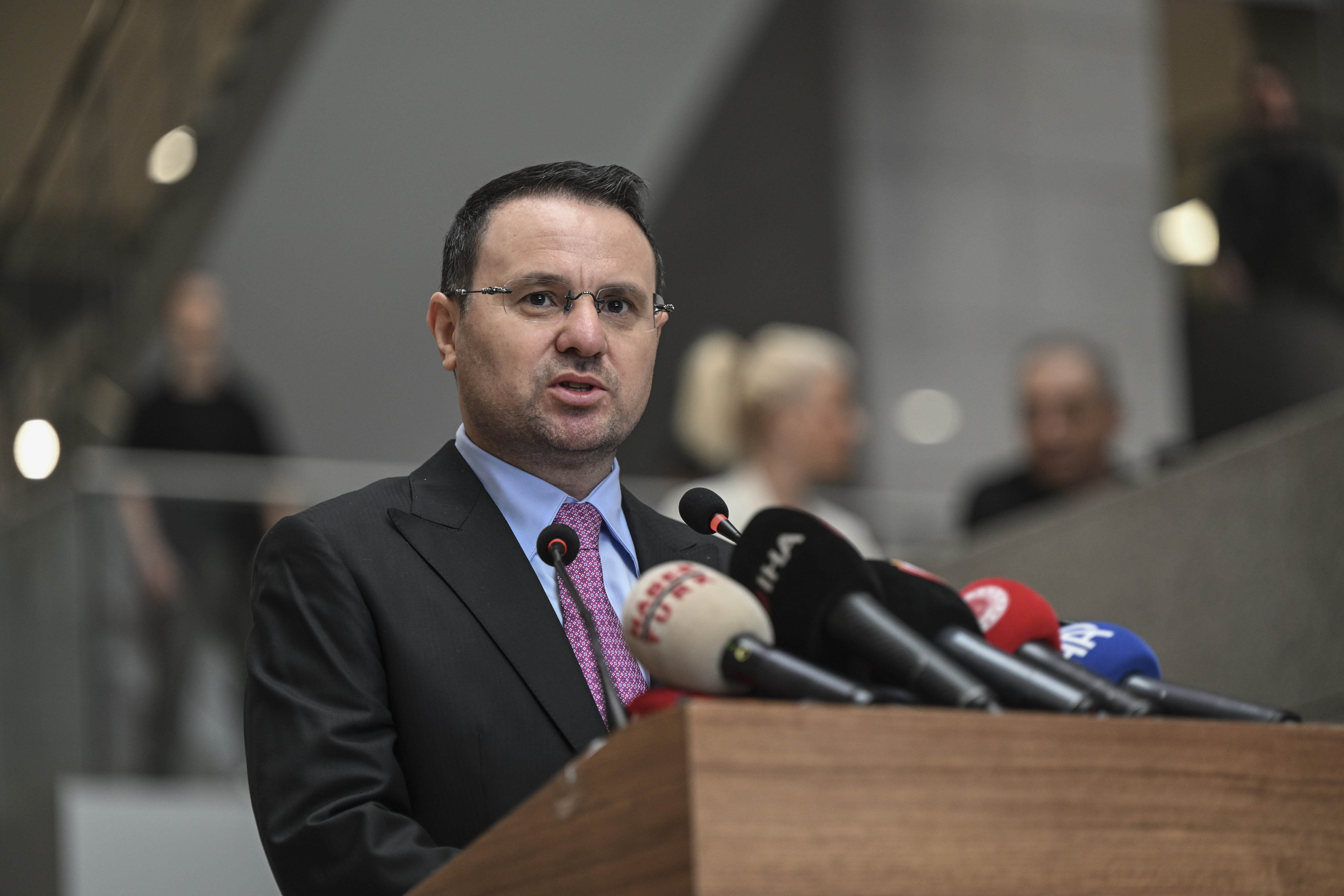 Adalet Bakanı Akın Gürlek, adliyelerde dijital ortam güvenliği ve dezenformasyonla