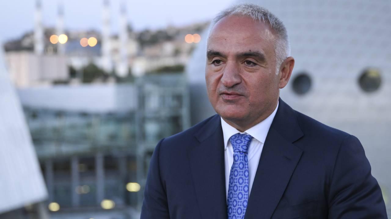 Kültür ve Turizm Bakanı Mehmet Nuri Ersoy, Avrupa şampiyonu olan