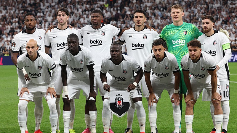 Beşiktaş'ın orta saha oyuncusu Salih Özcan, Marsilya maçı sonrasında konuştu.
