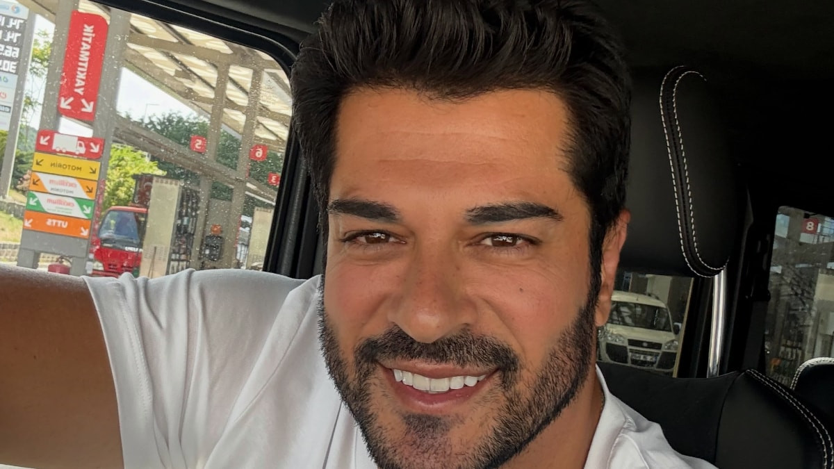 Ekranların en çok kazanan oyuncularından Burak Özçivit, eşi Fahriye Evcen