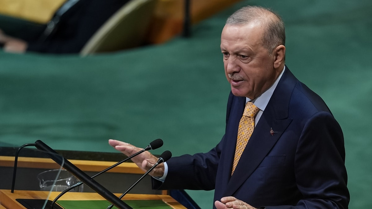 Cumhurbaşkanlığı İletişim Başkanı Burhanettin Duran, Cumhurbaşkanı Erdoğan’ın BM Genel Kurulu’ndaki