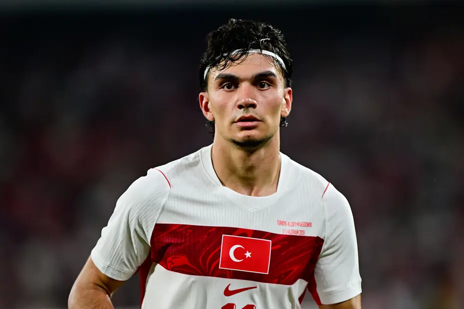 2 Eylül 2026 tarihli gazetelerin spor sayfalarında Fenerbahçe, Galatasaray, Beşiktaş
