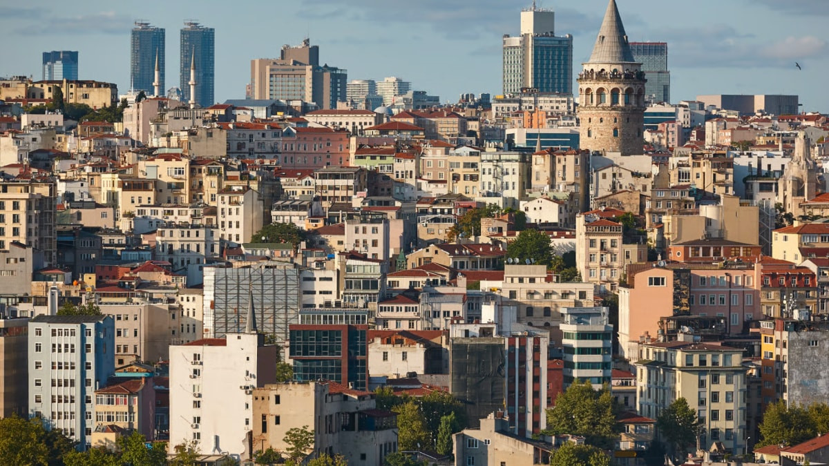 Türkiye, vatandaşların depreme dayanıklı konutlara sahip olması açısından sosyal konut