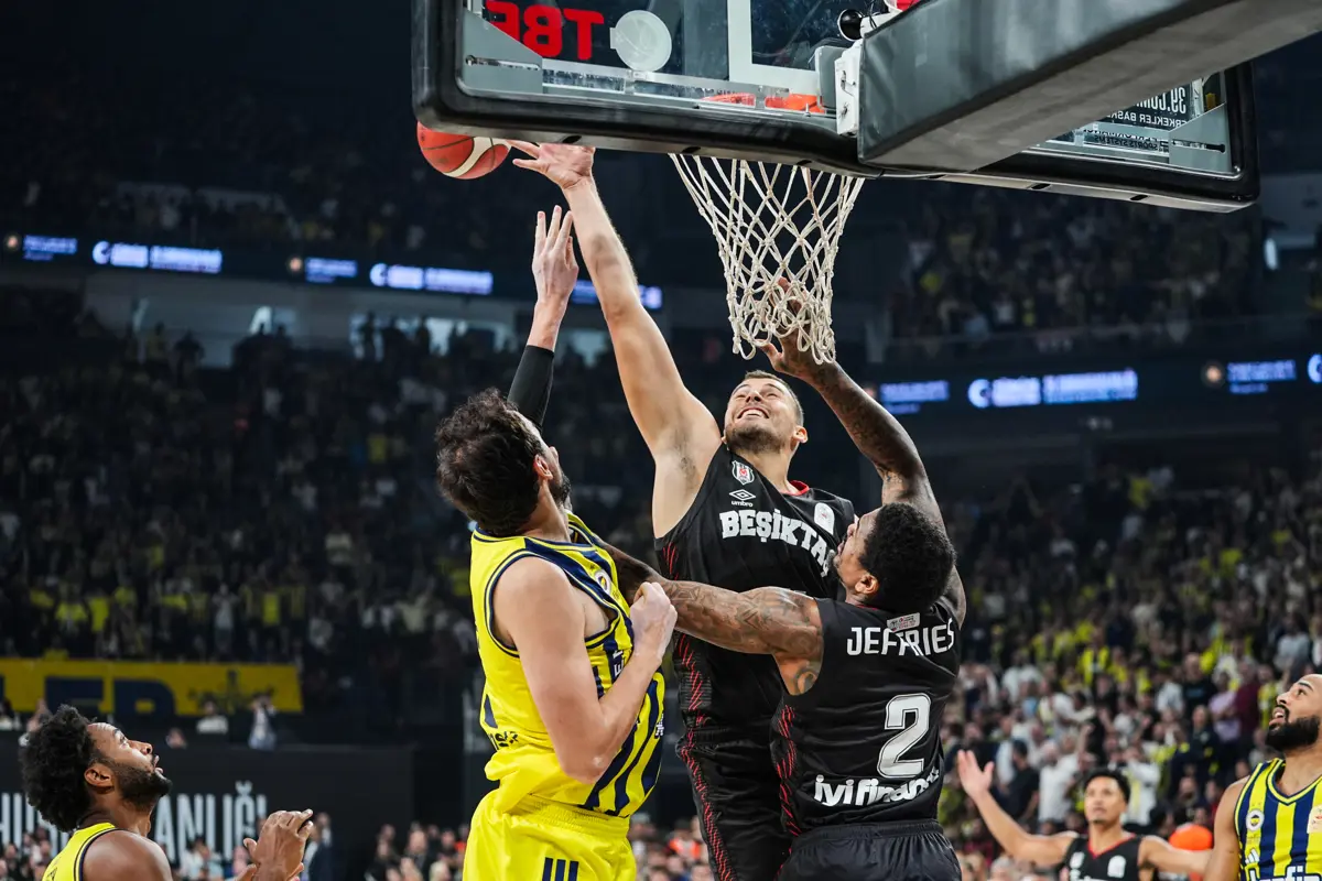 Basketbolda 39. Erkekler Cumhurbaşkanlığı Kupası sahibini buldu.