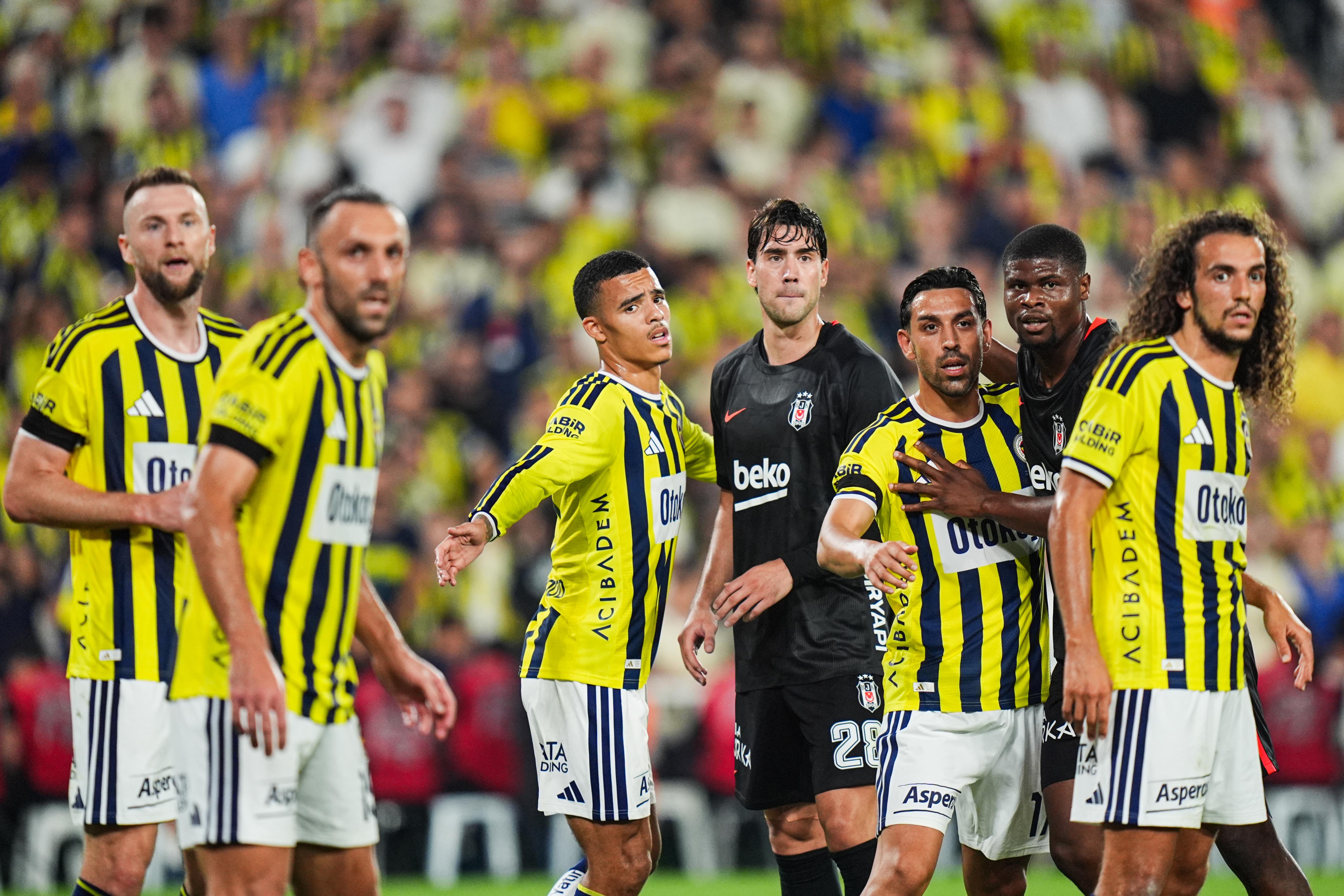 8 Eylül 2026 tarihli gazetelerin spor sayfalarında Fenerbahçe, Galatasaray, Beşiktaş