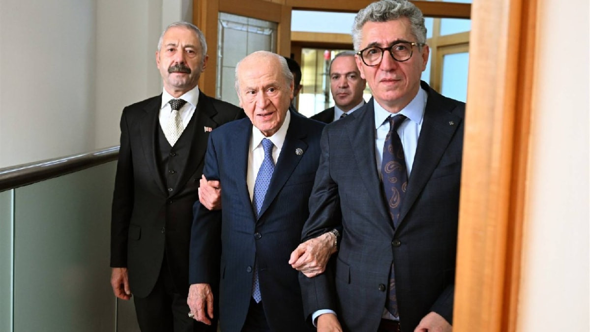 MHP Genel Başkanı Devlet Bahçeli, yıllardır aralarında husumet bulunan Sarallar