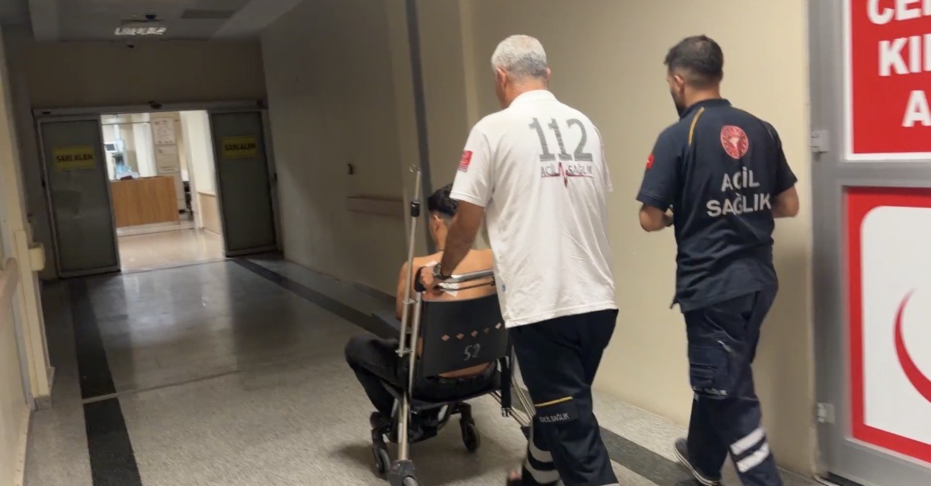 Adıyaman'da "Doğruluk mu, cesaret mi?" oyunu oynayan kuzenler, birbirini bıçakladı.