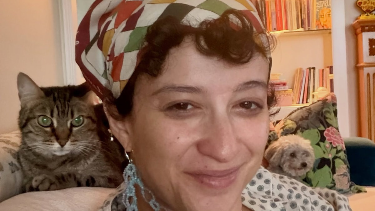 İlk kez anne olmak için sabırsızlanan ünlü şarkıcı Melike Şahin