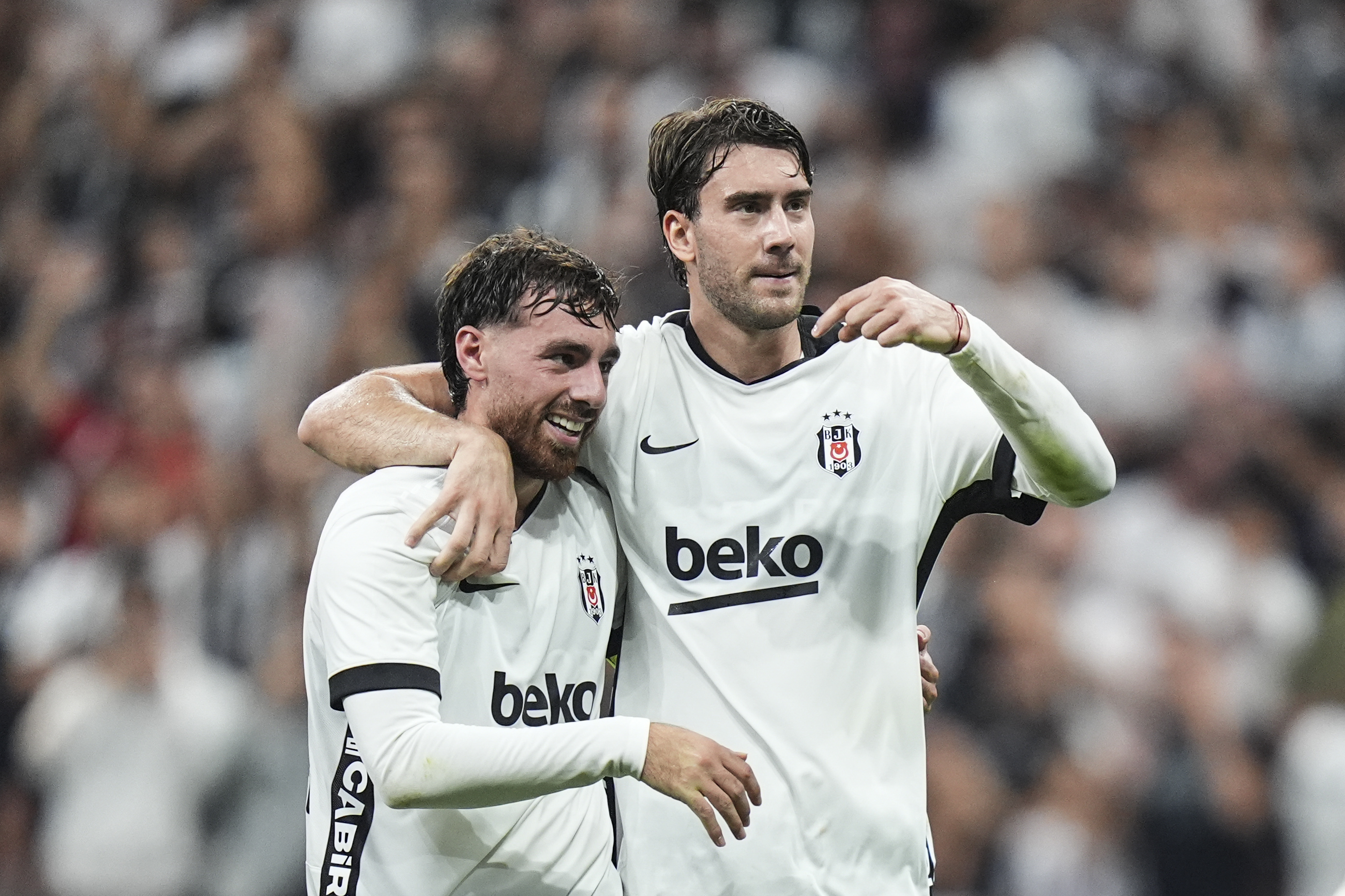 Beşiktaş, Süper Lig'in 3. haftasında Dusan Vlahovic'in hat-trick yaptığı maçta
