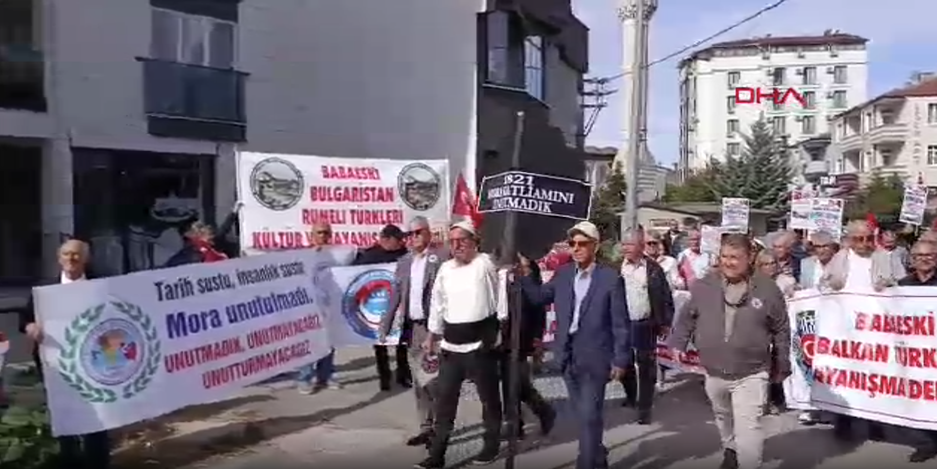 Edirne’de Balkan Türkleri Federasyonu üyeleri, Tripoliçe katliamının 205’inci yılında Yunanistan