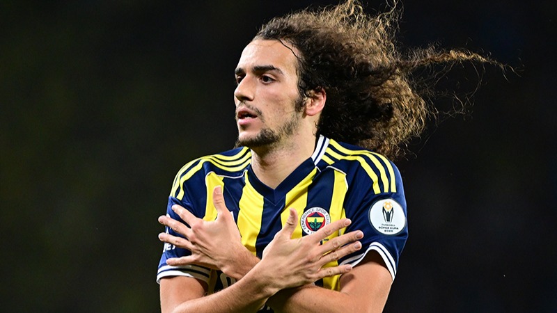 Matteo Guendouzi’ye verilen cezada indirim yapıldı. Fransız oyuncu, Aston Villa