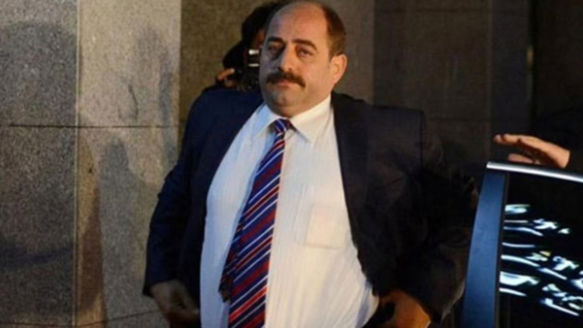 Zekeriya Öz'ün de aralarında olduğu, meslekten ihraç edilen FETÖ'cü eski