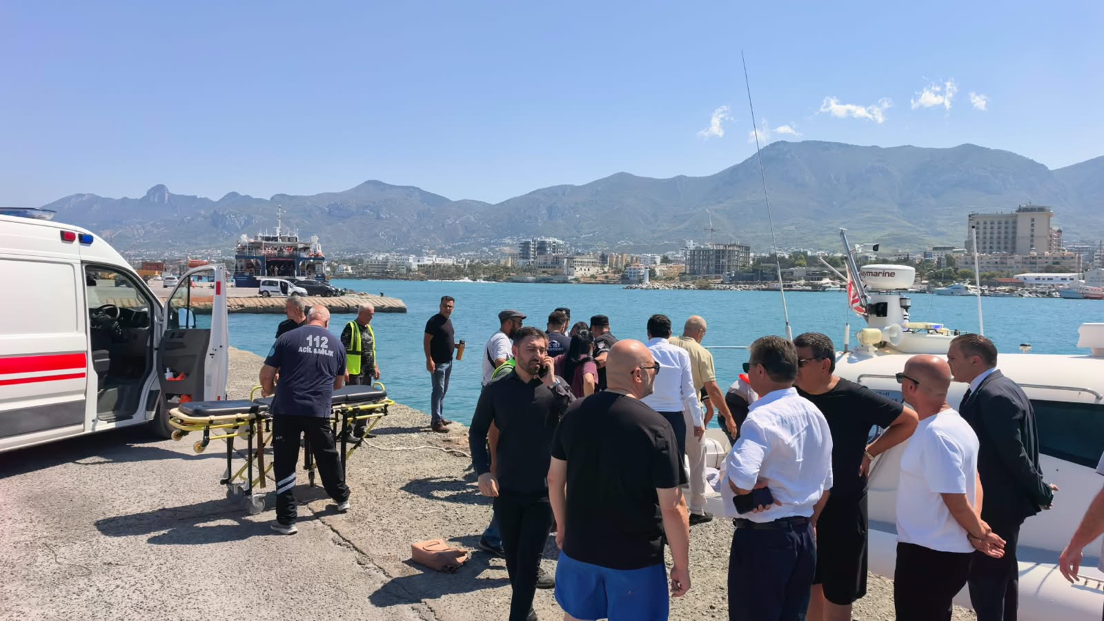 KKTC Başbakanı Ünal Üstel, Girne açıklarında meydana gelen gemi faciasına
