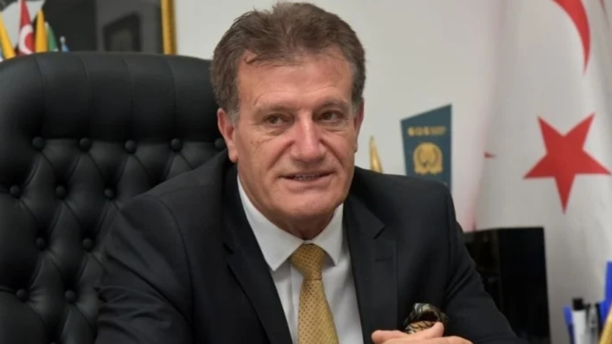 KKTC'de Yeniden Doğuş Partisi (YDP) Parti Meclisi, Genel Başkan Erhan