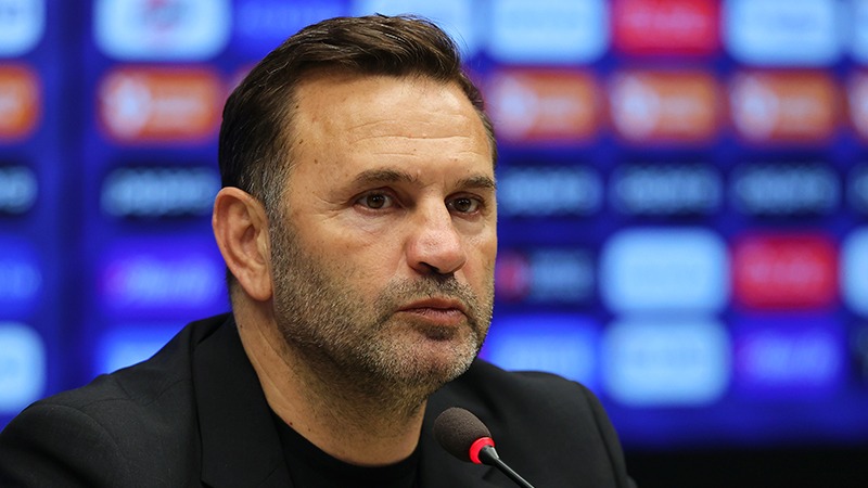Galatasaray teknik direktörü Okan Buruk, Şampiyonlar Ligi'nde Sporting ile oynanacak