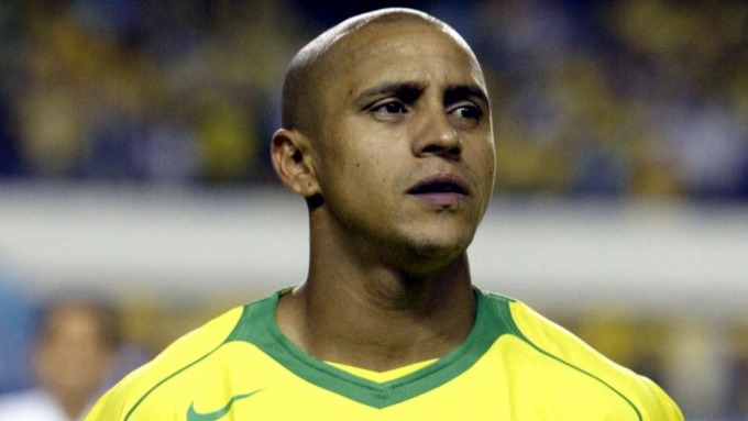 Bir dönem Fenerbahçe'de de oynamış olan efsane futbolcu Roberto Carlos,