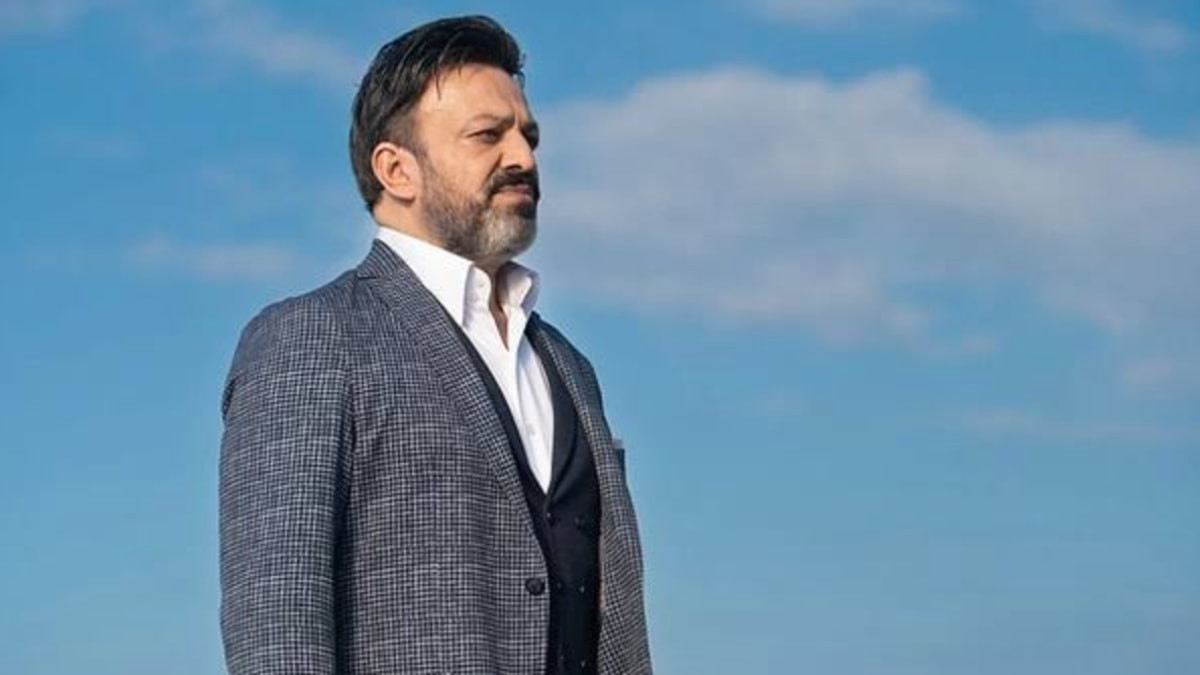 Ünlü oyuncu Serhat Kılıç için Muhsin Ertuğrul Sahnesi'nde anma töreni