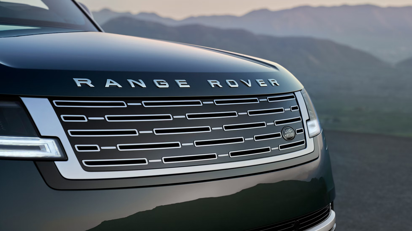 Jaguar Land Rover, hedef alındığı siber saldırının üzerinden bir yıl