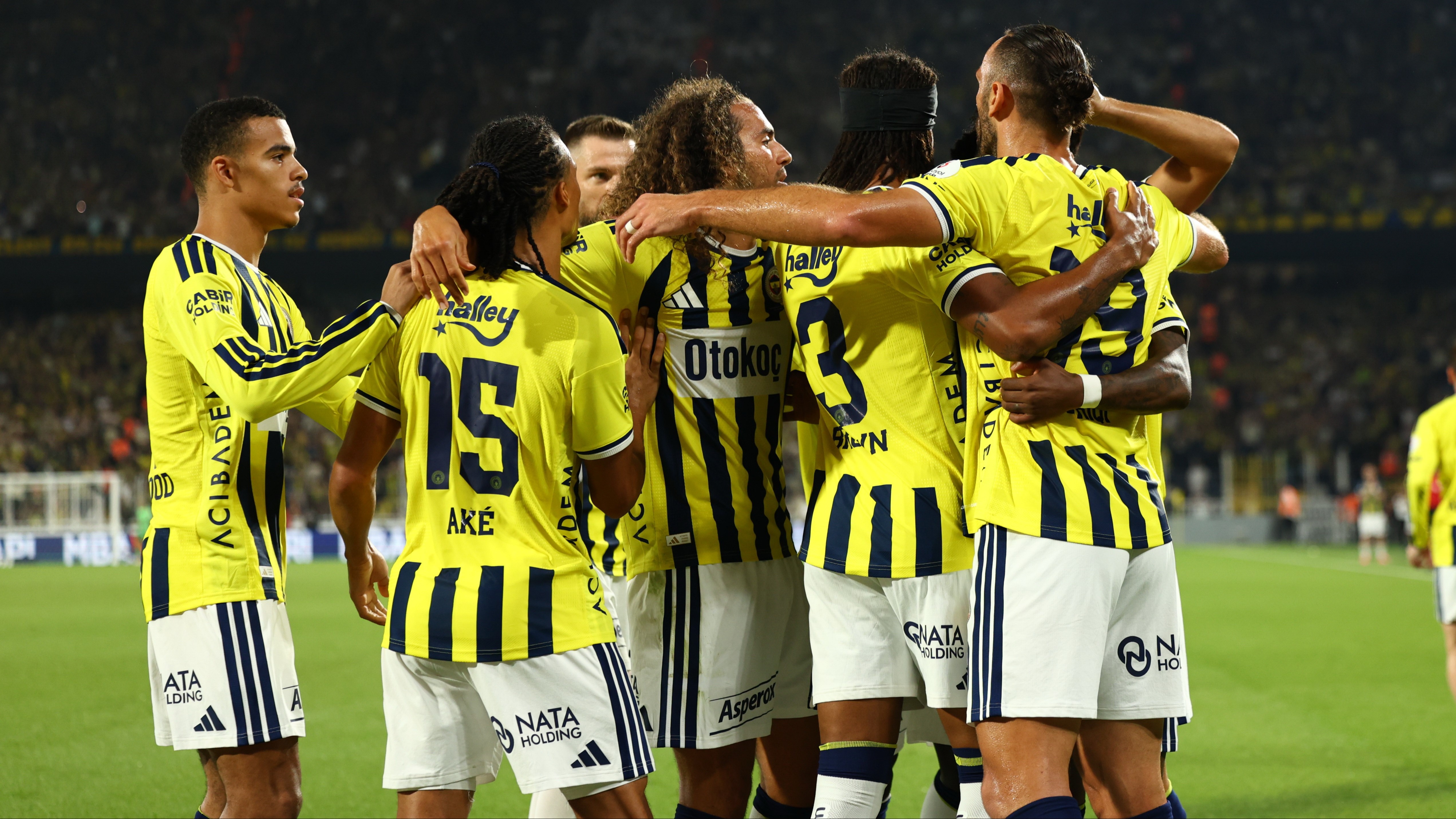 Fenerbahçe ile Eyüpspor, Süper Lig'in 6. haftasında kozlarını paylaşıyor.