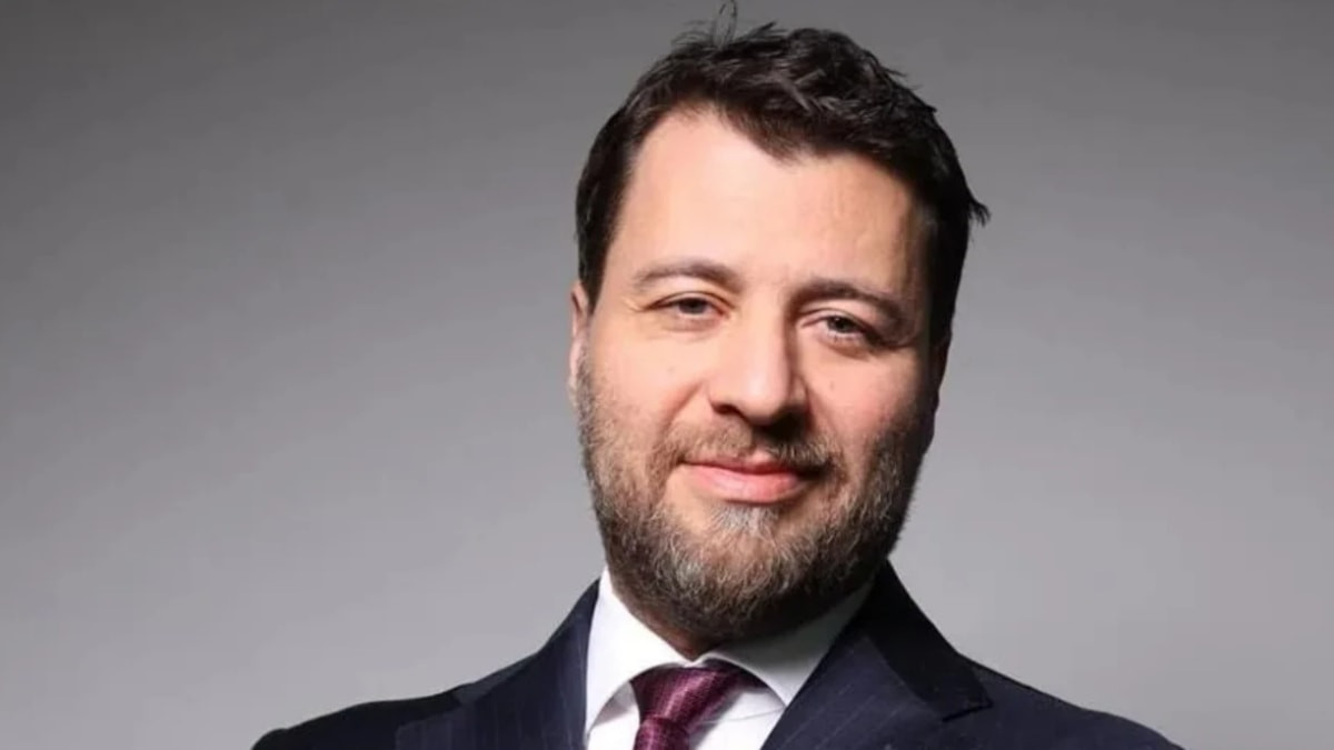 İstanbul İl Emniyet Müdürlüğü'ne giderek teslim olan Tera Yatırım Holding