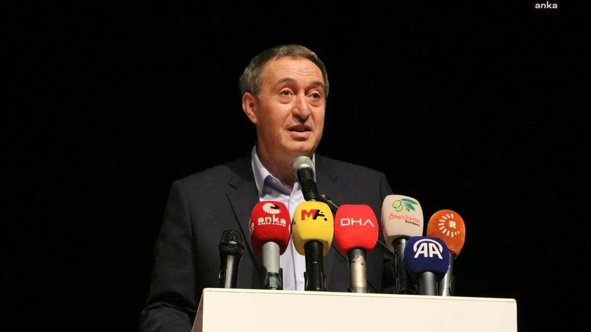 DEM Parti Eş Genel Başkanı Tuncer Bakırhan, Terörsüz Türkiye süreciyle
