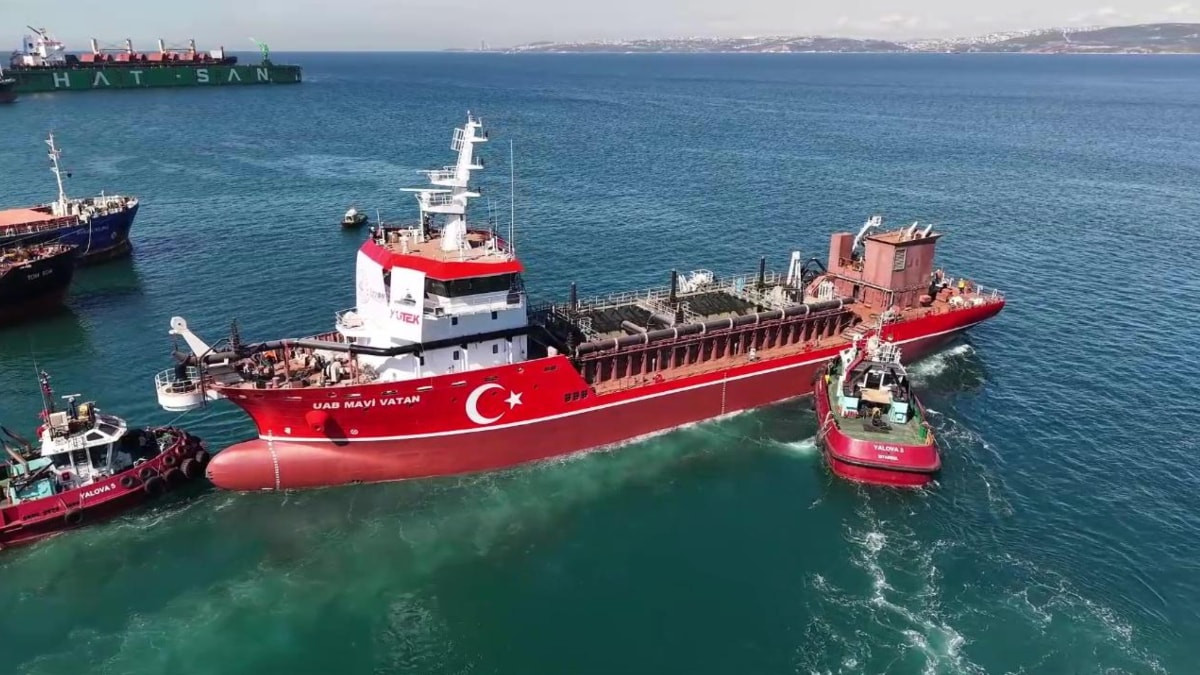 Yerli dizaynla Türk tersanelerinde ilk kez inşa edilen emici özellikli