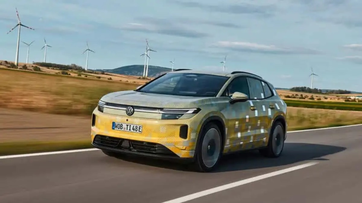 Alman otomobil devi Volkswagen, elektrikli SUV modeli ID.4'ün adını makyaj