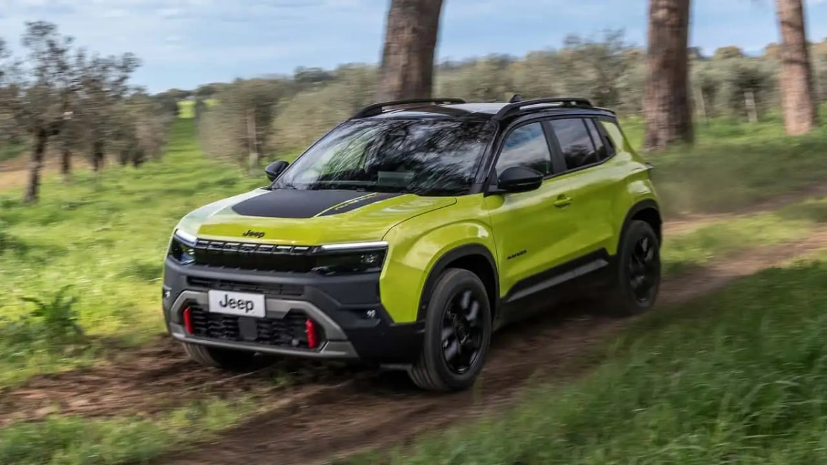 Yeni Jeep Avenger, hibrit, elektrikli ve dört tekerlekten çekişli versiyonlarıyla