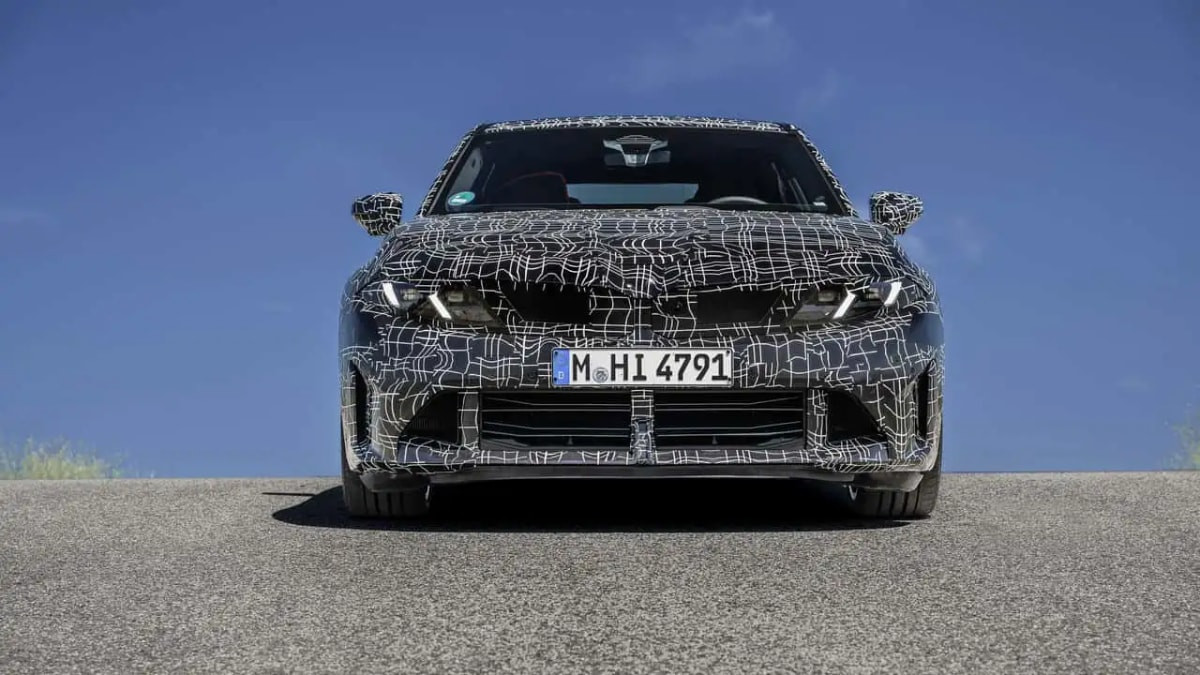Sekizinci nesliyle kapsamlı bir dönüşüm yaşayan yeni BMW 3 Serisi,