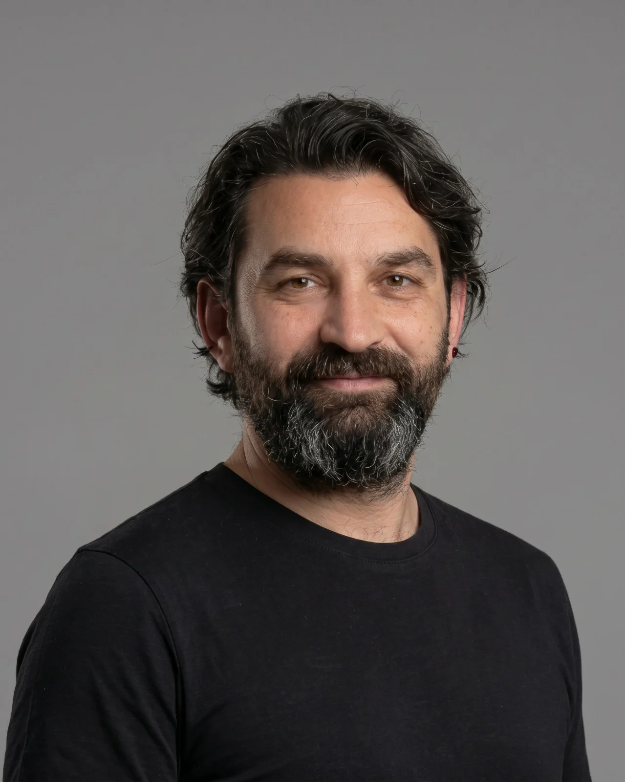 Emre YILDIRIM yazar fotoğrafı