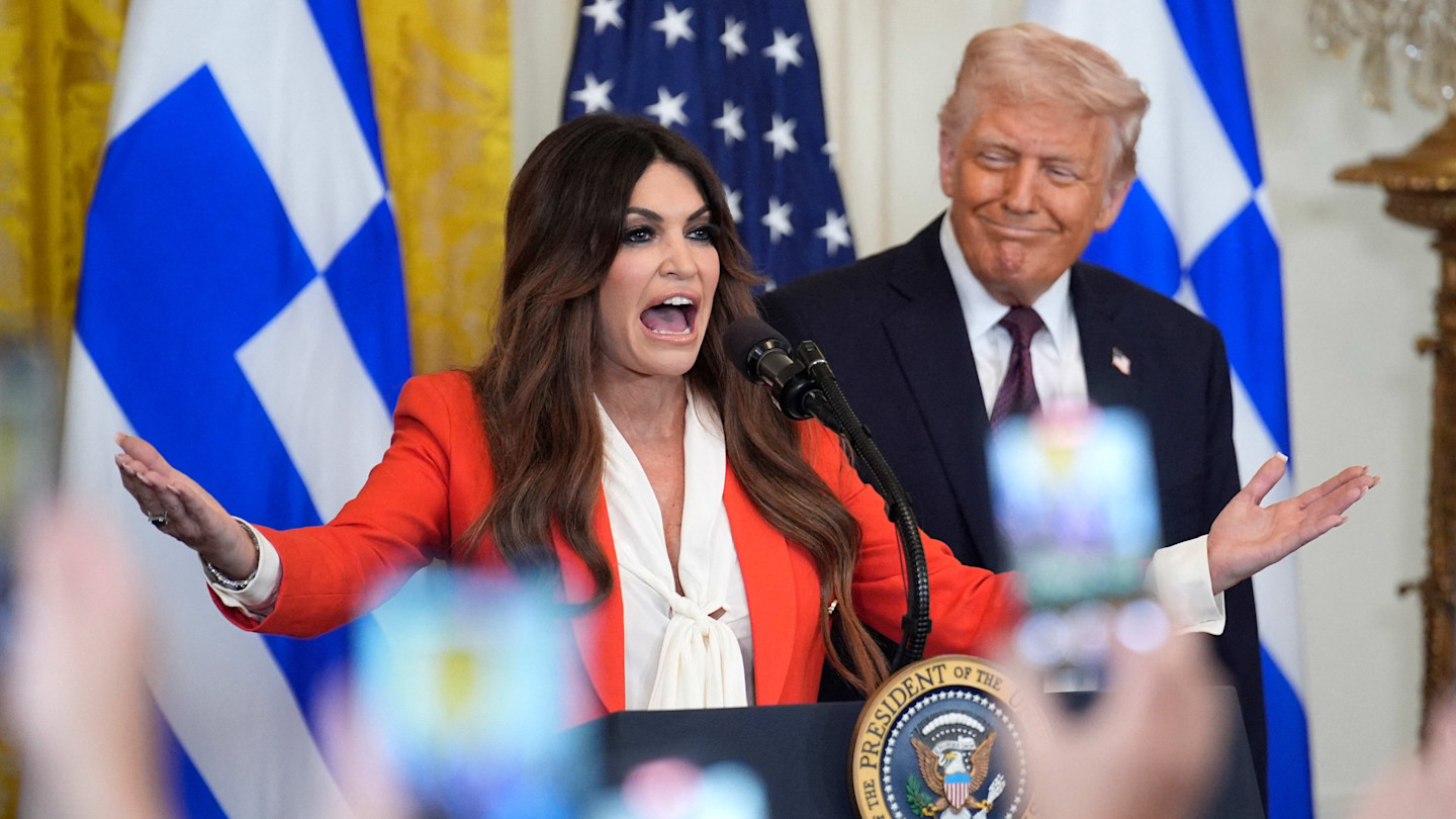 ABD yönetimi, Trump'ın büyük oğlunun eski nişanlısı olan Atina Büyükelçisi