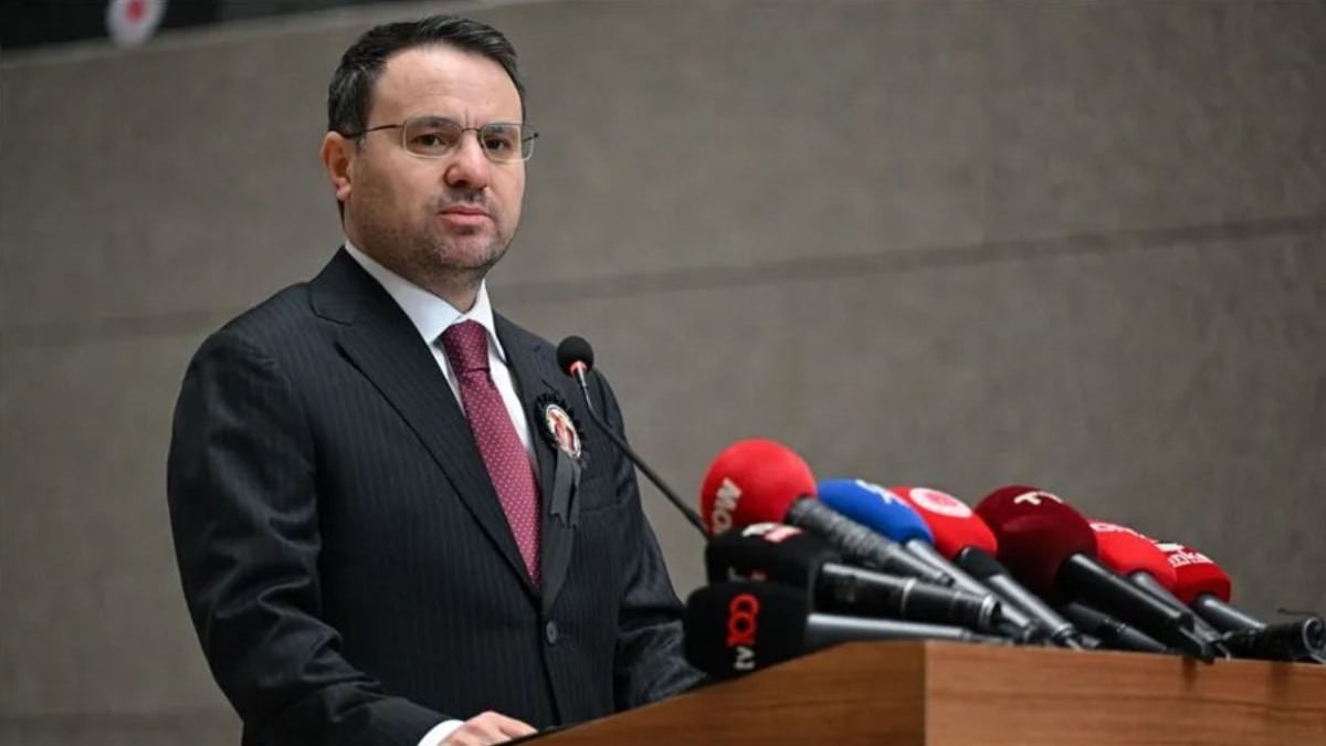 Adalet Bakanı Akın Gürlek, vatandaşların, "Alo Adalet 135" hattı kapsamındaki