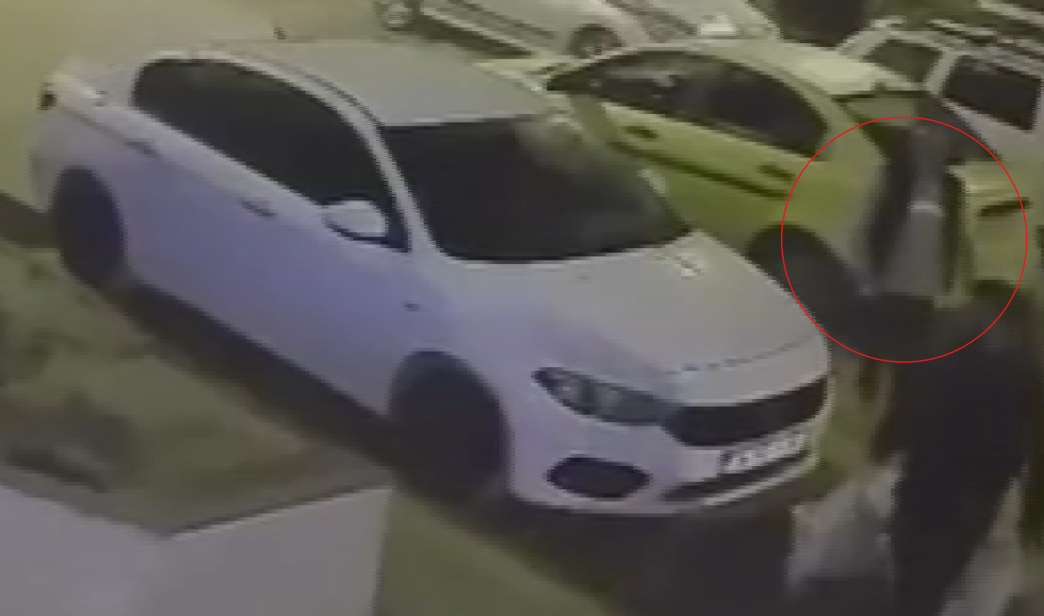 Ankara'nın Yenimahalle ilçesinde bir taksici, yolcusunu varış noktasına bırakmasının ardından
