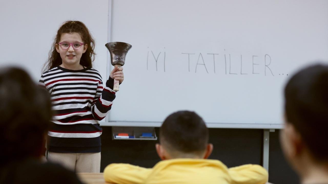 Milli Eğitim Bakanlığı’na (MEB) bağlı ilkokul, ortaokul ve lise kademelerindeki