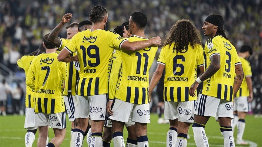 Fenerbahçe, UEFA Şampiyonlar Ligi 2. hafta mücadelesinde deplasmanda İngiltere'nin zorlu