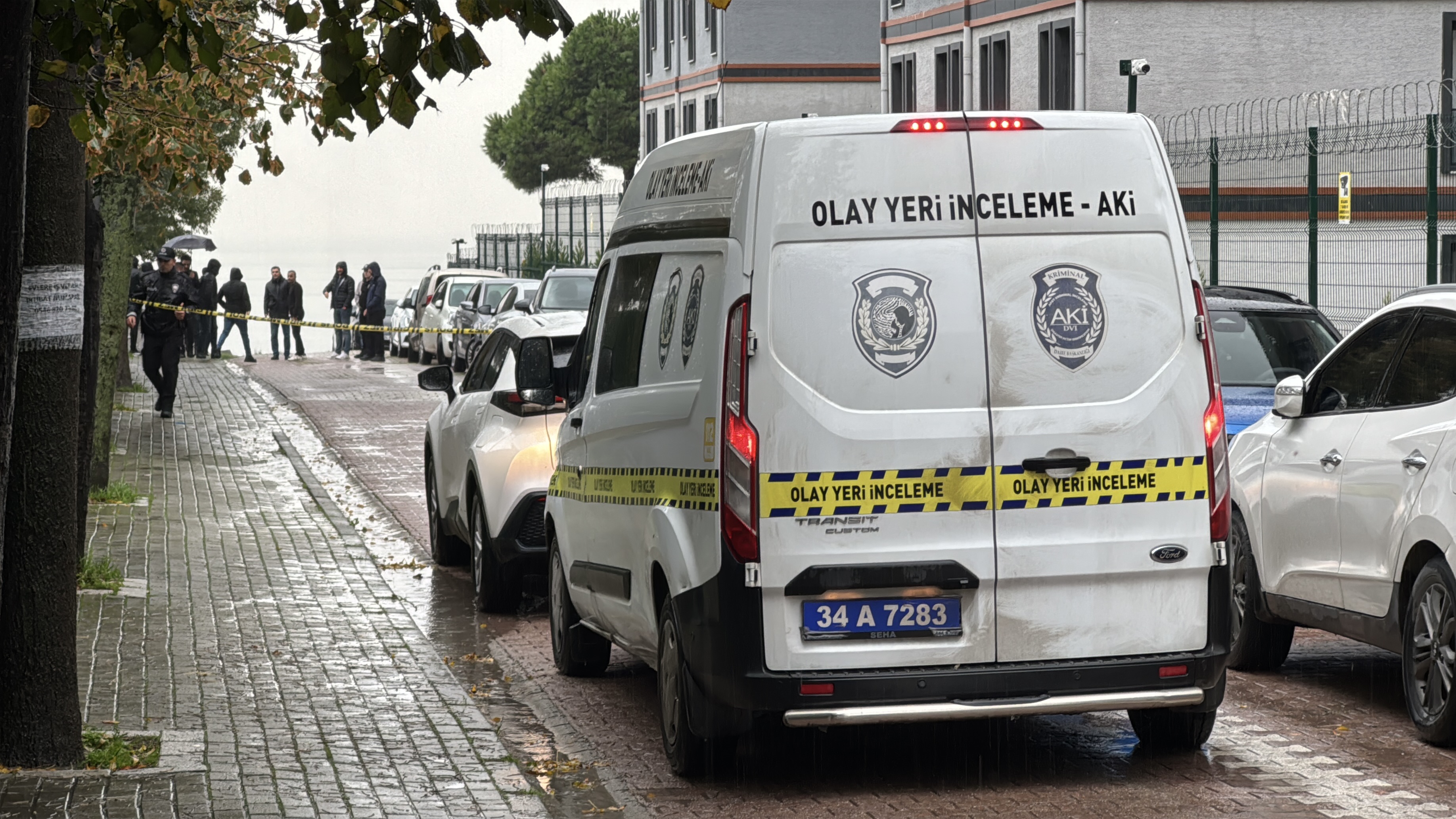 İstanbul Avcılar'da bir bekçi, trafik tartışmasına müdahale ederken kendisini darbeden