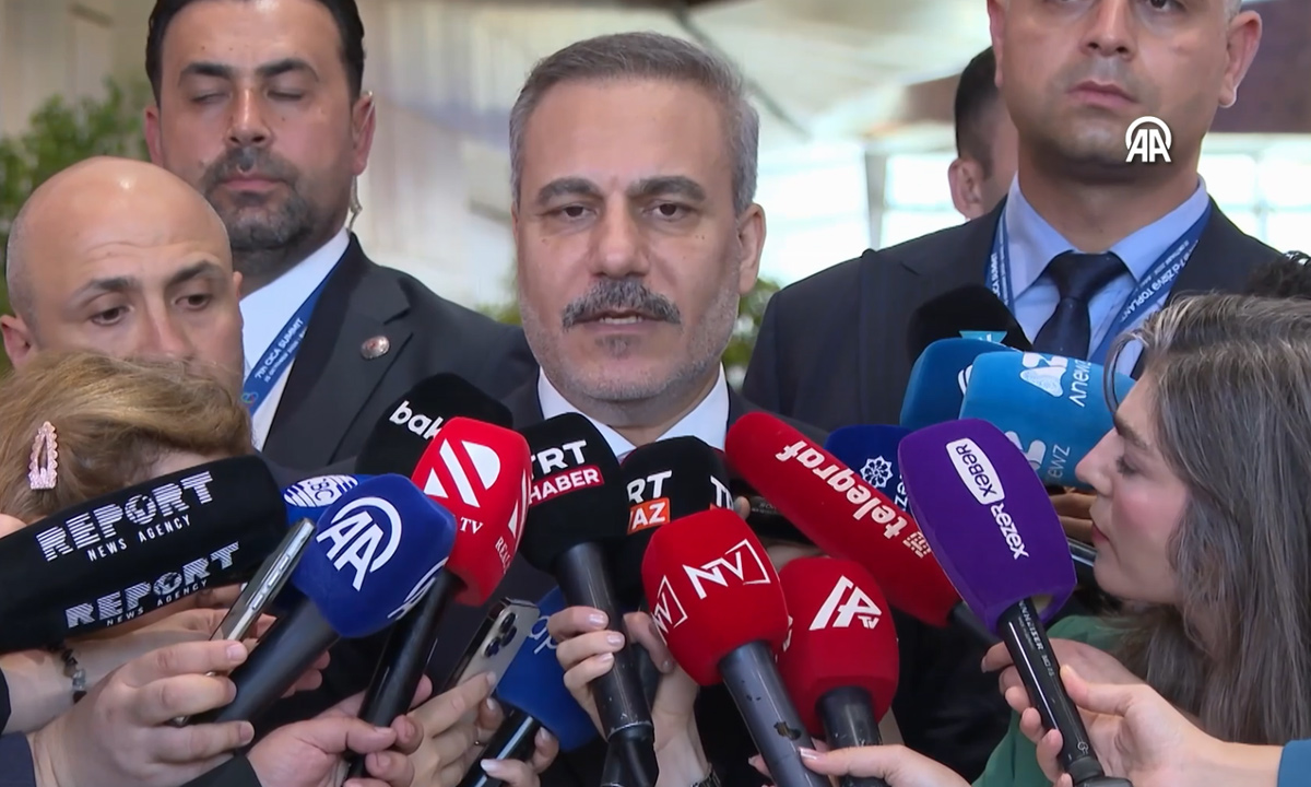 Dışişleri Bakanı Hakan Fidan, Türkiye-Azerbaycan arasında iki devlet tek millet