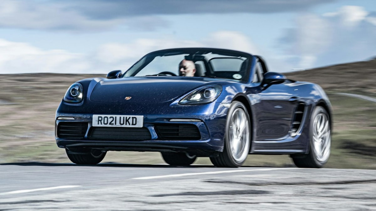 Alman otomobil devi Porsche, yeni nesil 718 Boxster ve Cayman