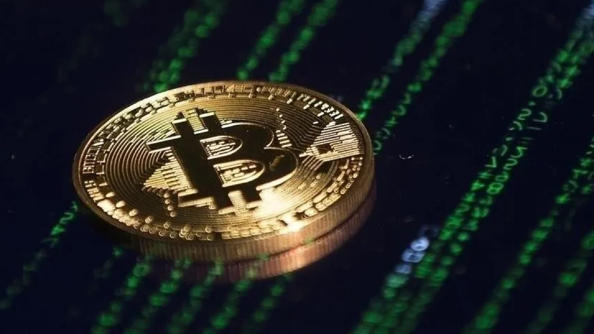Bitcoin, kurumsal talebin zayıflaması ve 815 milyon dolarlık tasfiyelerle 79