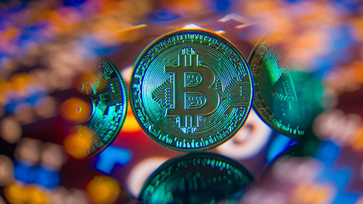 Bitcoin, ABD tahvil getirilerindeki yükseliş ve faiz artışı beklentileriyle üç