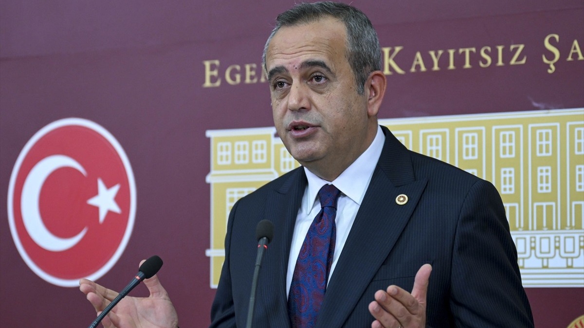 DEVA Partisi Gaziantep Milletvekili Ertuğrul Kaya, partisinden istifa ettiğini açıkladı.