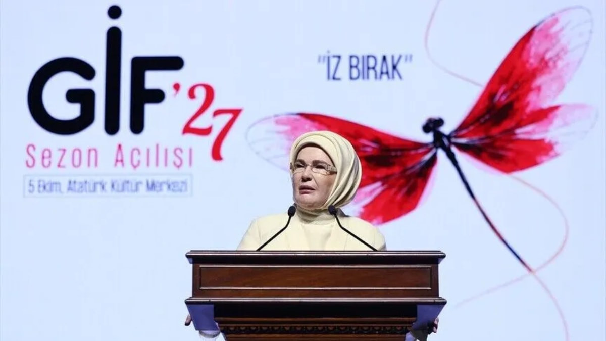 Cumhurbaşkanı Recep Tayyip Erdoğan'ın eşi Emine Erdoğan, TÜRGEV bünyesindeki Güzel