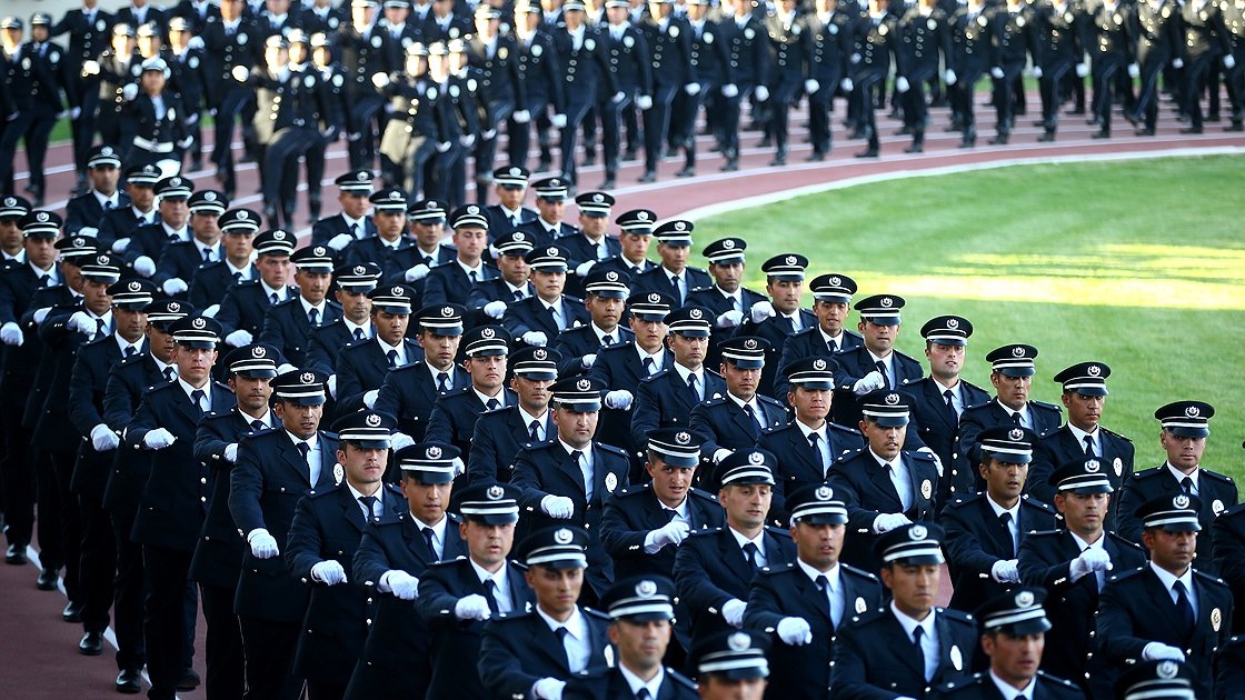 Emniyet Genel Müdürlüğü bünyesinde görev yapan polis memurları için amirlik