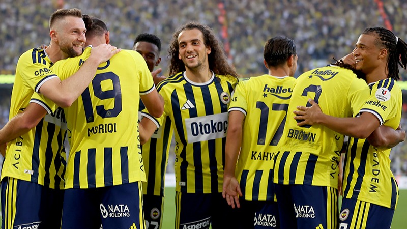 Fenerbahçe Süper Lig'in 7. haftasında Çaykur Rizespor'a konuk oluyor.