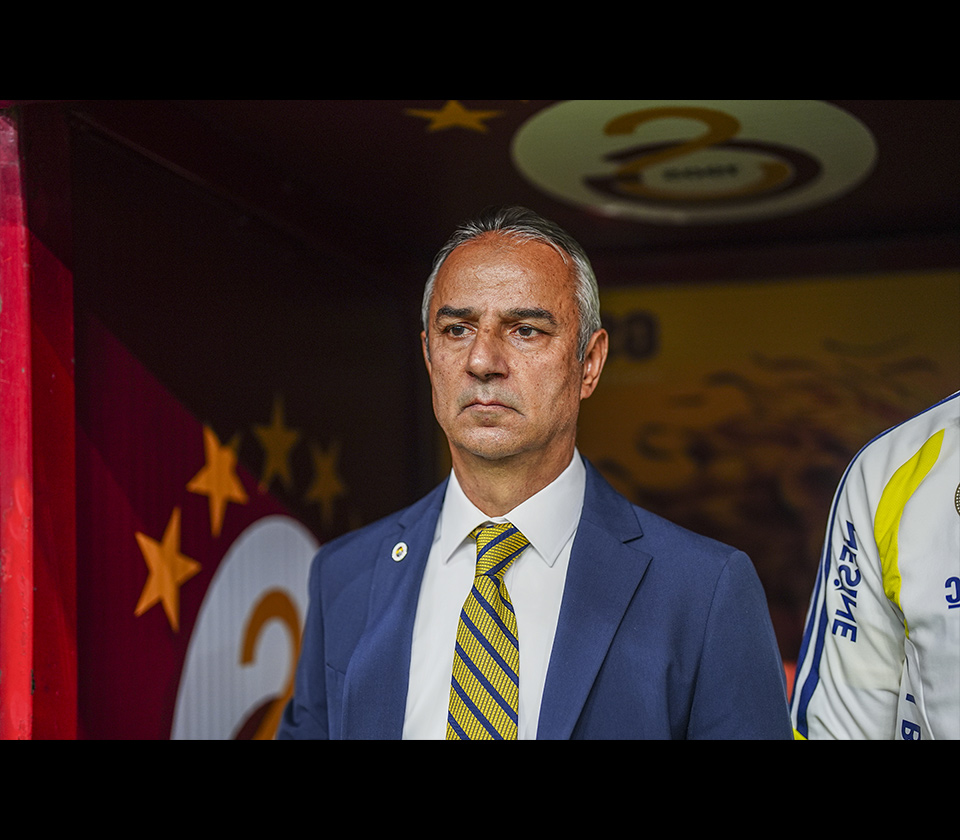 Galatasaray derbisindeki kötü futbol ve mağlubiyet sonrası gerilen ipler koptu
