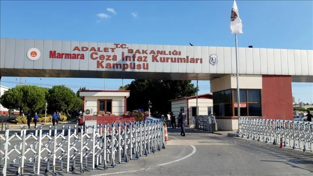 İBB Davası'nda Ekrem İmamoğlu'nun sanık kürsüsünde savunma yaptığı anlara ait
