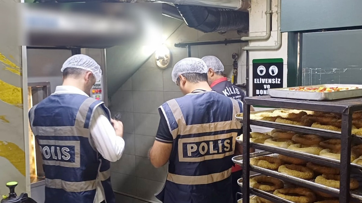 İçişleri Bakanlığı, 81 ilde düzenlenen gıda güvenliği operasyonu kapsamında piyasa