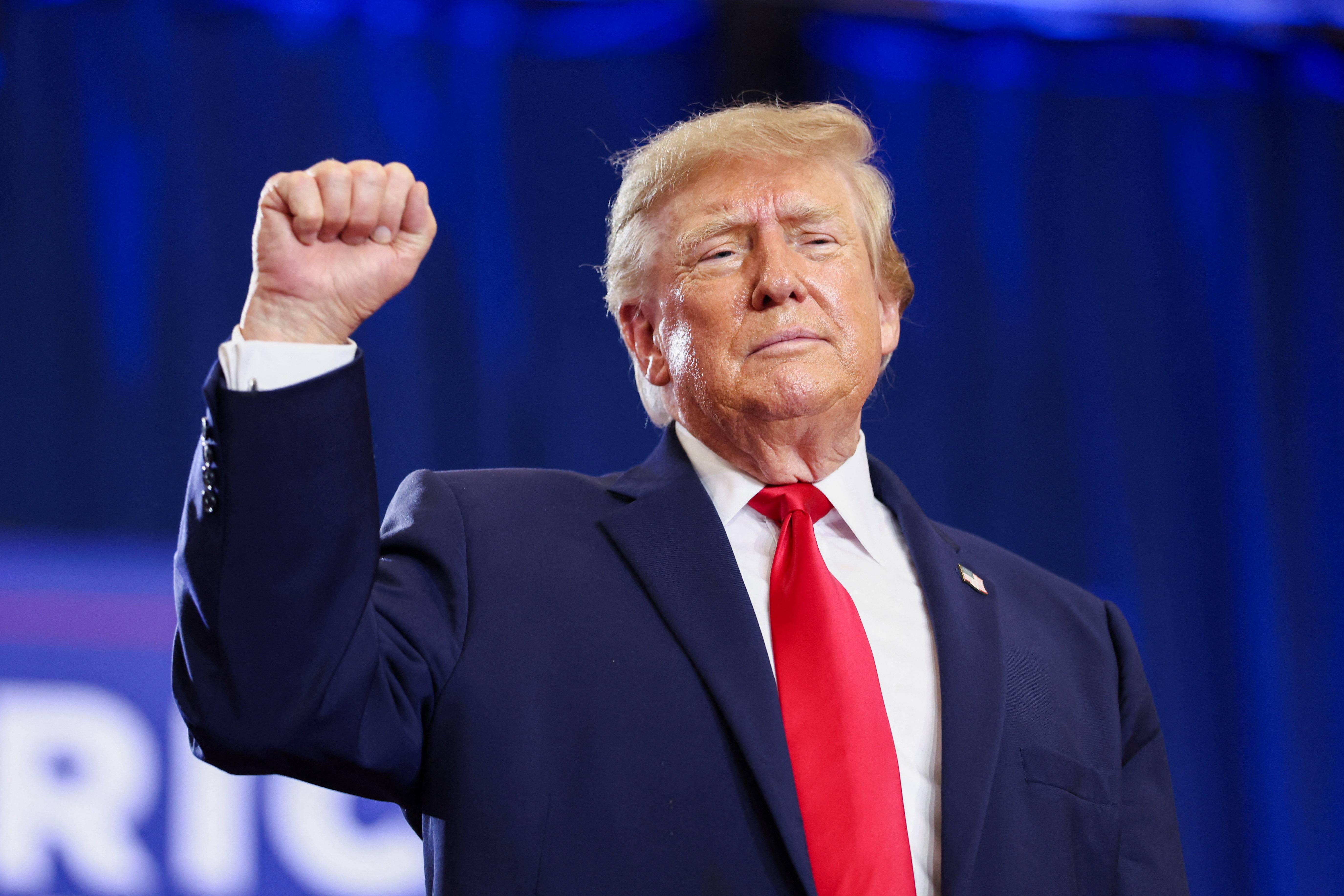 ABD Başkanı Donald Trump, İran'a ara seçimlerinden ardından saldırı olabileceğini